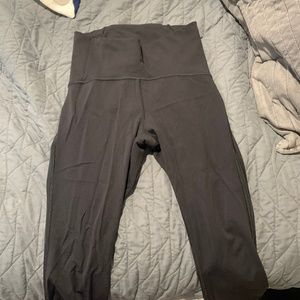 Lululemon training crop leggings size 4